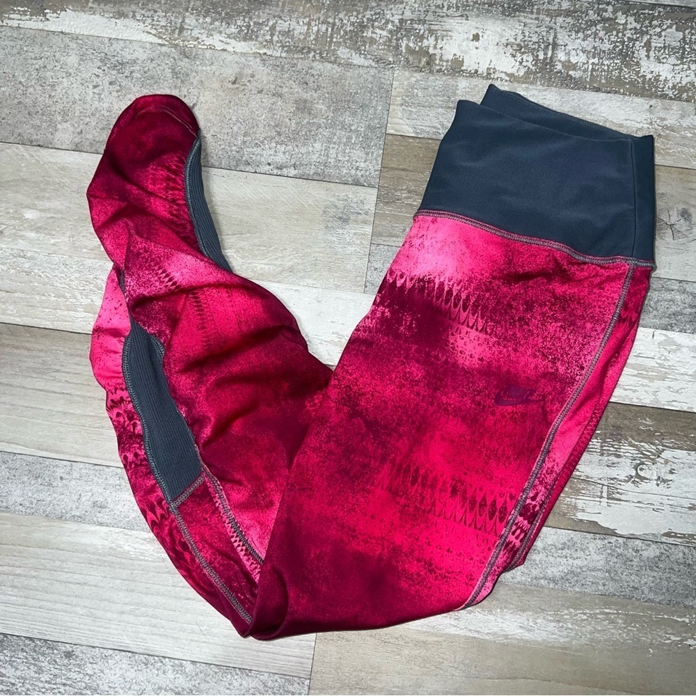 Nike Youth Girl’s Printed Pink Leggings Size S - Picture 6 of 6